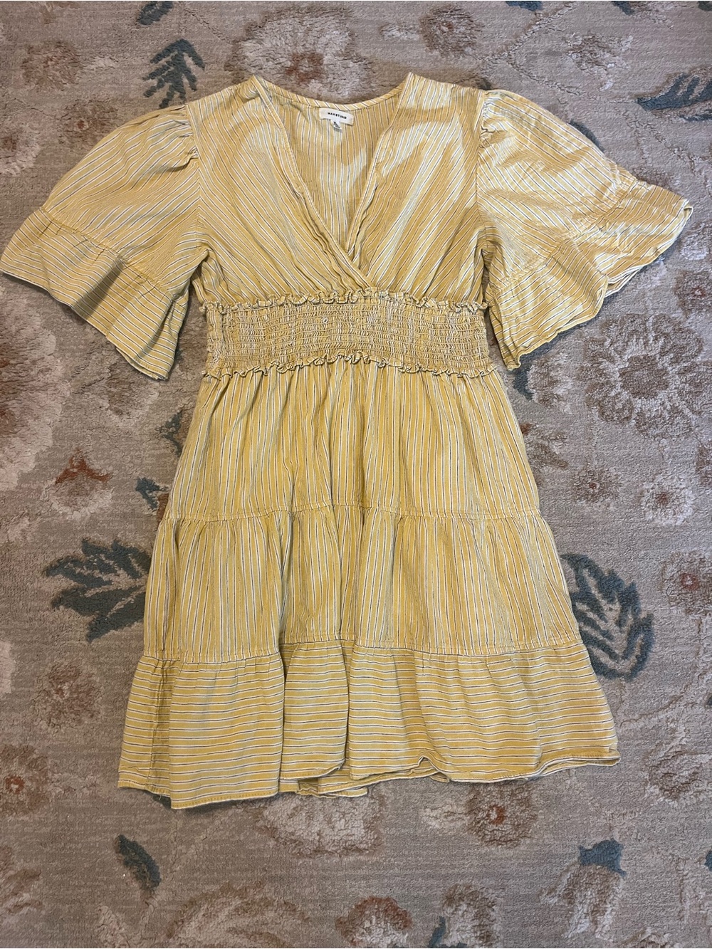 Max Studio Yellow Striped V-Neck Tiered Mini Dress Women’s XL